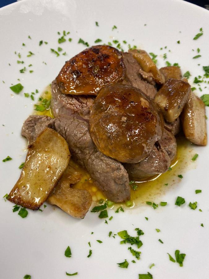 Hotel Tetto Delle Marche - Ristorante Dei Conti Cingoli Zewnętrze zdjęcie