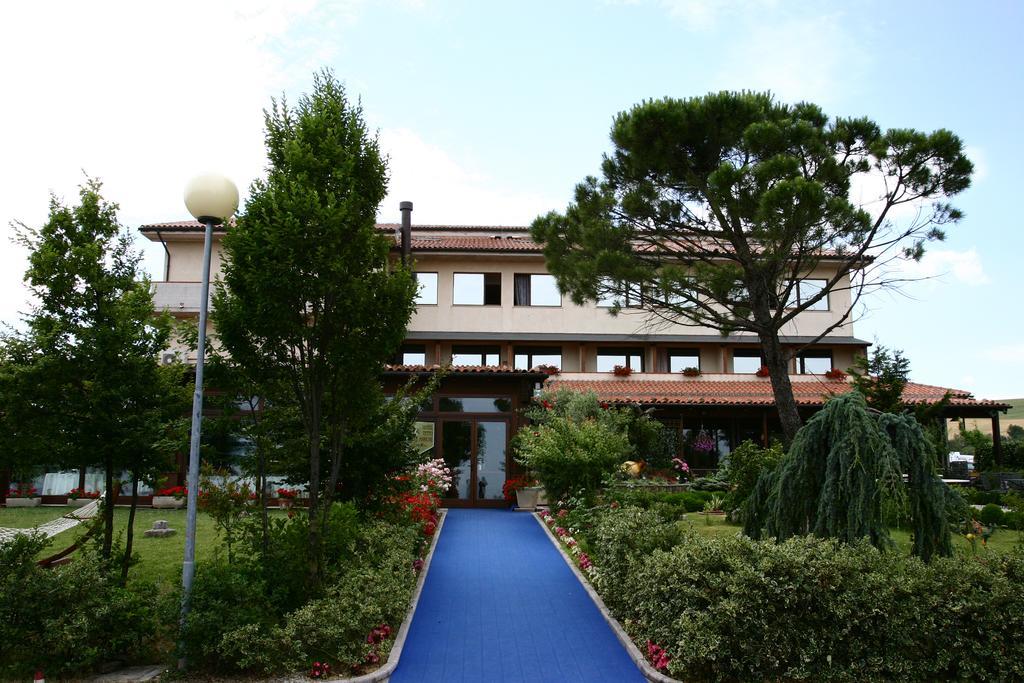 Hotel Tetto Delle Marche - Ristorante Dei Conti Cingoli Zewnętrze zdjęcie